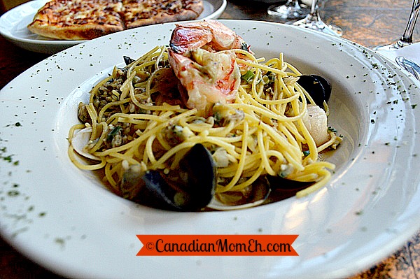 Mont Tremblant, seafood, best seafood pasta in mont tremblant, quebec, canada, tourism, canadianmomeh