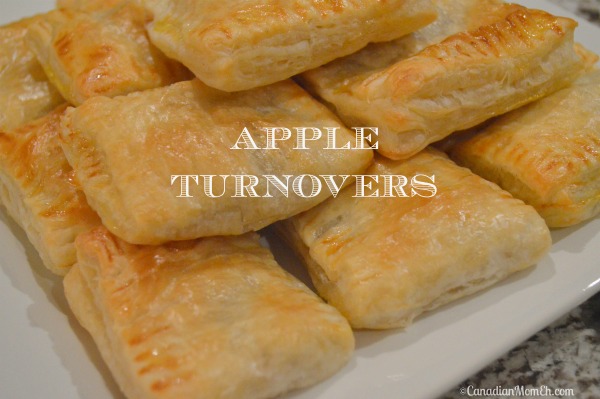 apple turnovers, easy apple turnover recipe, appetizer, fall recipe, easy apple recipe, canadianmomeh